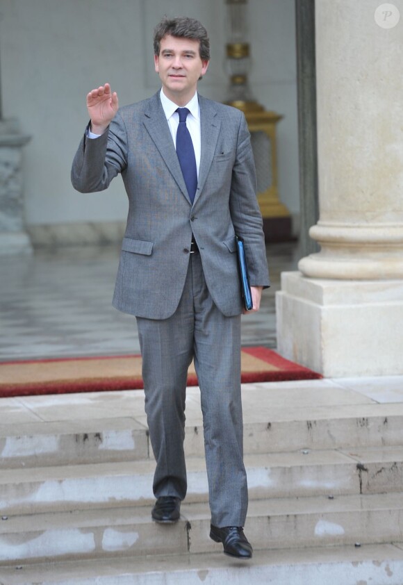 Arnaud Montebourg à la sortie du Conseil des ministres au palais de l'Elysée à Paris, le 17 octobre 2012.