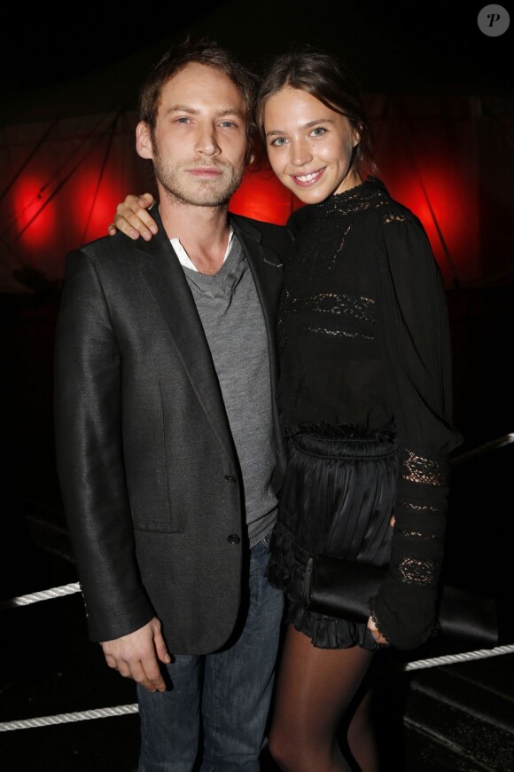 Ora Ito et Emily Marant au Bal Jaune, organisé par la Fondation d'Entreprise Ricard à l'occasion de la FIAC, à Paris, le 19 octobre 2012.