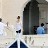 Jessica Biel s'apprête à quitter l'hôtel Borgo Egnazia, le dimanche 21 octobre 2012.