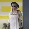 Superbe look pour Reese Witherspoon qui fait du shopping à Los Angeles, le 23 octobre 2012