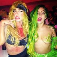 Lady Gaga : Double ration et poitrine au vent pour Halloween !