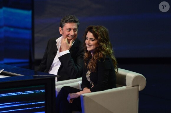 Penélope Cruz et Sergio Castellitto sur le plateau de l'émission "Che tempo che Fa" à Milan le 4 novembre 2012