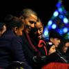 Sasha et Malia Obama, complices avec leur papa Barack à l'occasion des illuminations de Noël à Washington en 2011