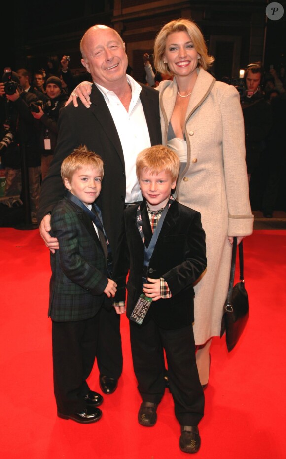 Tony Scott avec sa femme Donna et leurs enfants, en 2006