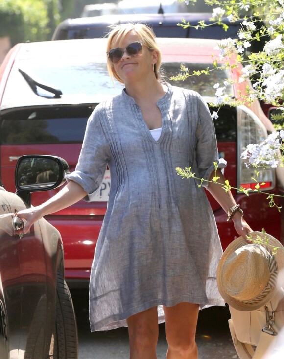 Reese Witherspoon enceinte à Brentwood le 17 septembre 2012.