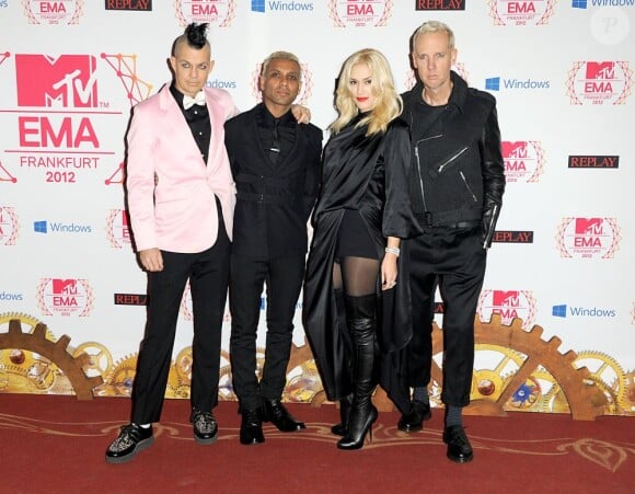 Tom Dumont, Tony Kanal, Gwen Stefani et Adrian Young de No Doubt lors des MTV EMA's 2012 Europe Music Awards à la Festhalle de Francfort en Allemagne le 11 Novembre 2012