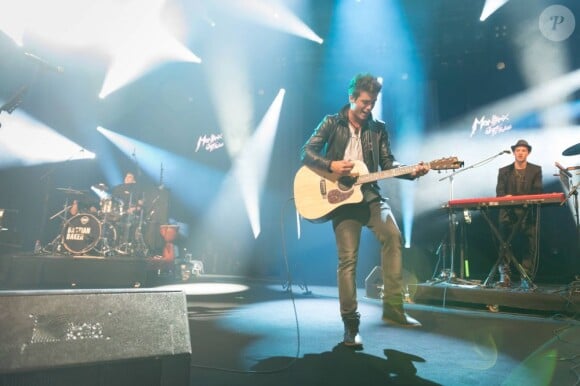 Bastian Baker en concert à Montreux en Suisse lors d'un festival le 29 juin 2012.