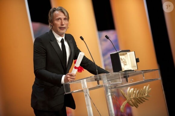 Mads Mikkelsen Mads Mikkelsen remporte le prix d'interprétation à Cannes 2012 pour La Chasse.