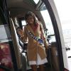 Stanisla Said, Miss Mayotte, arrive à l'aéroport Charles de Gaulle avant de s'envoler pour l'Île Maurice, à Paris le 14 novembre 2012