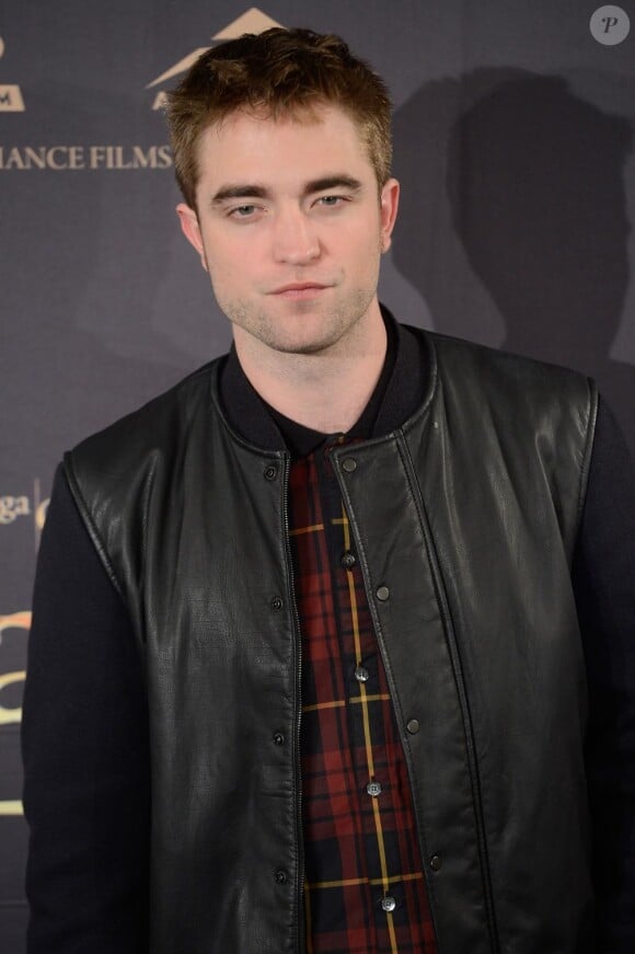 Robert Pattinson lors du photocall du film Twilight - chapitre 5 : Révélation (2e partie) à Madrid le 15 novembre 2012