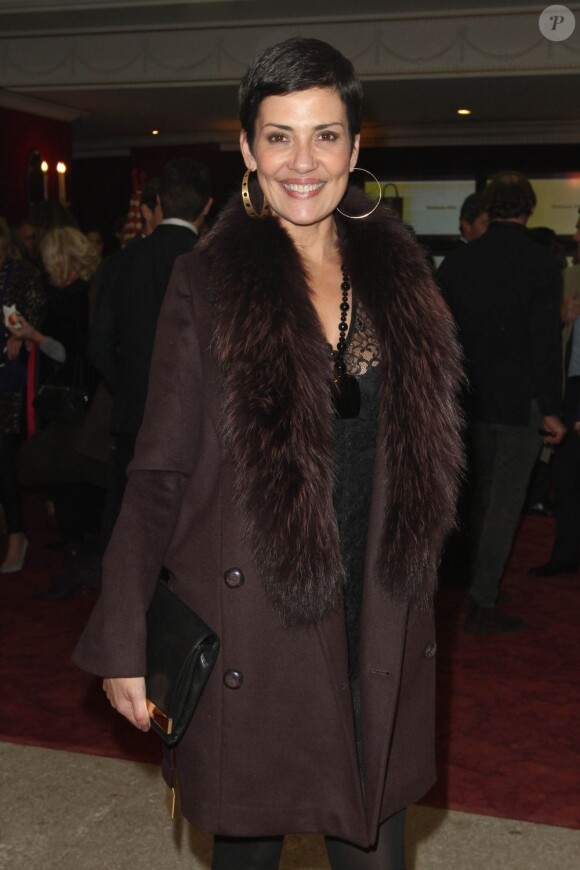 Cristina Cordula lors de la remise du prix Clarins Femme Dynamisante à Paris, le 15 octobre 2012.
