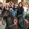 Shania Twain arrive à cheval pour annoncer son retour sur scène au Caesars Palace de Las Vegas le 14 novembre 2012.