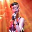 Rihanna lors de son concert à Berlin le 18 novembre 2012. Rihanna est actuellement en tournée avec son  777 Tour .