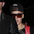 Justin Bieber et Selena Gomez à la sortie d'un restaurant à Los Angeles, le 19 novembre 2012.