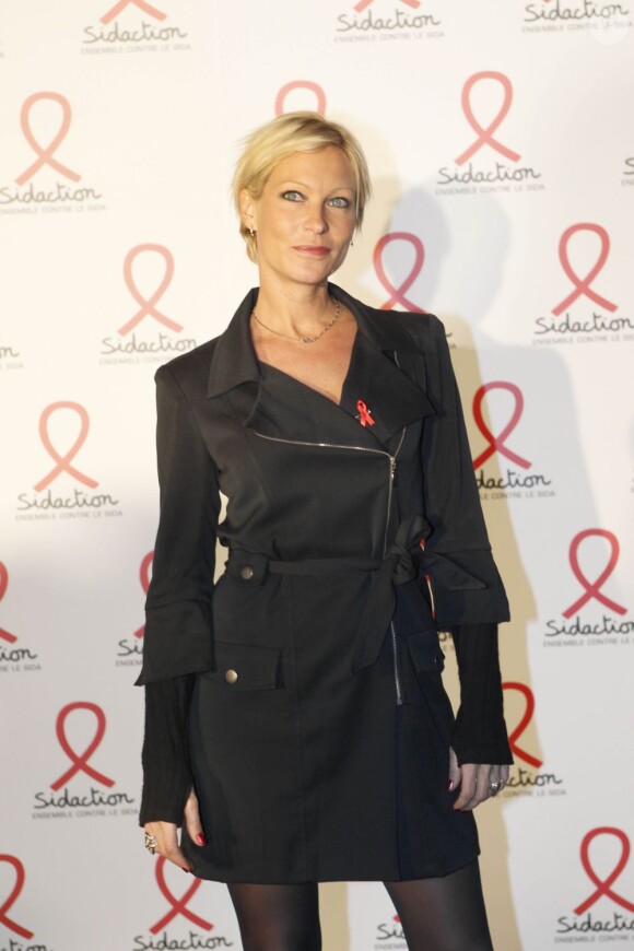 Rebecca Hampton au lancement de l'édition 2012 du Sidaction à Paris le 12 mars 2012.