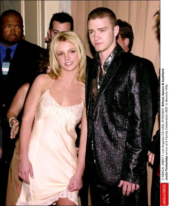 Britney Spears et Justin Timberlake à Beverly Hills le 3 avril 2001.