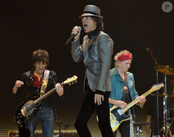 Mick Jagger, Ronnie Wood, Keith Richards et Charlie Watt sur la scène de l'O2 Arena à l'occasion du 50e anniversaire des Rolling Stones. Londres, le 25 novembre 2012.