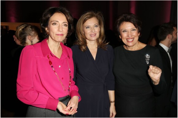 Marisol Touraine, Valérie Trierweiler et Roselyne Bachelot lors du dîner pour l'association Aides, le 27 Novembre 2012 à Paris.