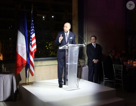 Laurent Fabius lors du dîner de Gala de la French American Foundation au Palais d'Iéna à Paris le 27 Novembre 2012