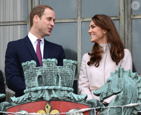 Le prince William et Kate Middleton, duc et duchesse de Cambridge, étaient en visite à Cambridge le 28 novembre 2012, pour la première fois depuis que le duché leur a été octroyé par la reine Elizabeth II à l'occasion de leur mariage le 29 avril 2011.