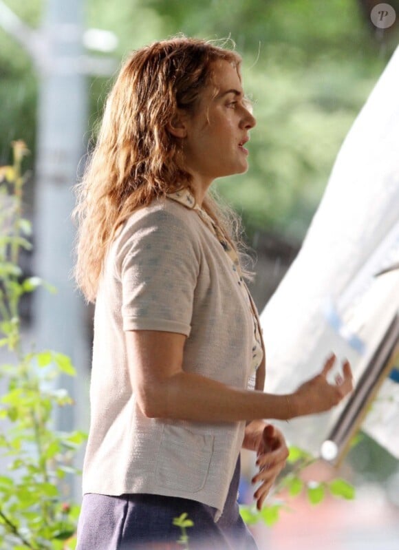 Kate Winslet sur le tournage de 'Labor Day' à Boston le 6 juin 2012.