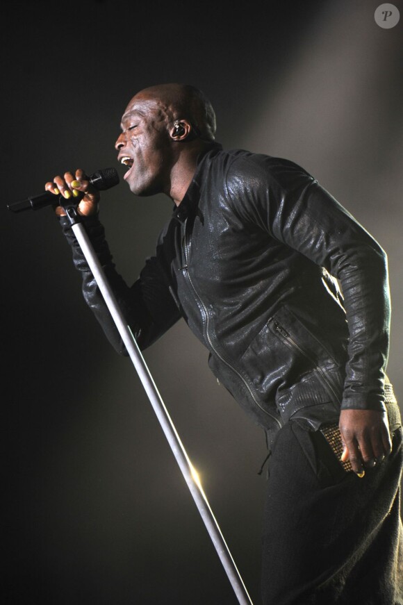Le chanteur britannique Seal a donné un concert exceptionnel au Zenith de Paris le 2 décembre 2012.