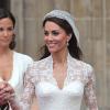Kate Middleton, radieuse dans sa robe Sarah Burton pour Alexander McQueen lors de son mariage avec le prince William. Londres, le 29 avril 2012.