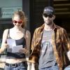 Behati Prinsloo et Adam Levine à Los Angeles, le 31 octobre 2012.