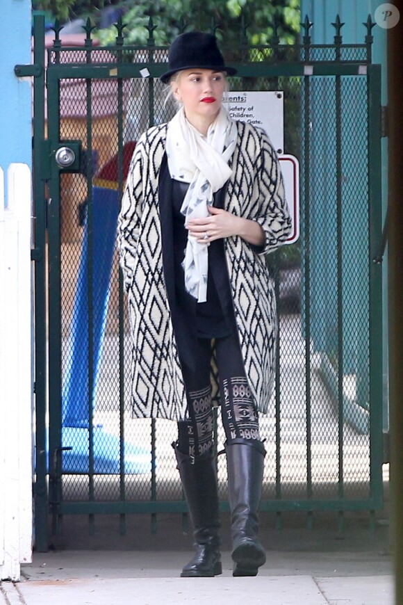 Gwen Stefani dépose son fils Zuma à l'école dans le quartier de Studio City à Los Angeles le 6 décembre 2012.