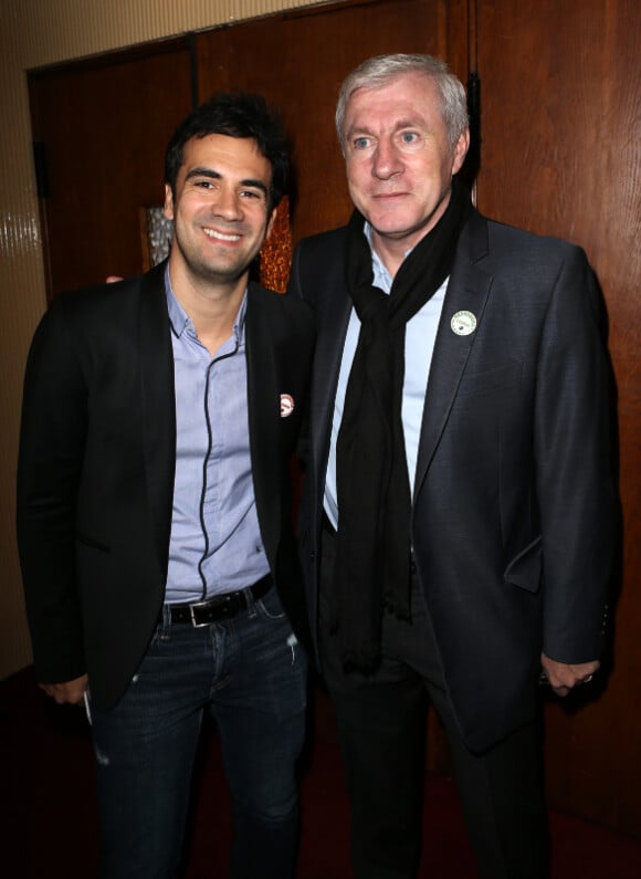 Alex Goude et Luis Fernandez lors d'un spectacle avec Michèle Bernier au profit de l'association Meghanora au théâtre la Nouvelle Eve à Paris le 10 Decembre 2012.