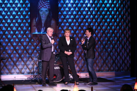 Michèle Bernier, Alex Goude et Luis Fernandez lors d'un spectacle avec Michèle Bernier au profit de l'association 'Meghanora' au théâtre la nouvelle Eve à Paris le 10 Decembre 2012.