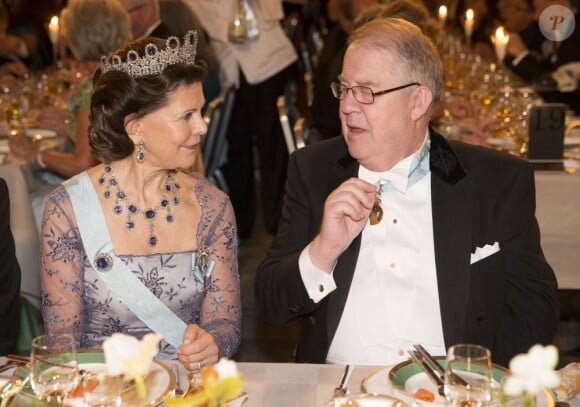 La reine Silvia de Suede et Marcus Storch pendant le dîner de gala donné à l'Hôtel de Ville de Stockholm en l'honneur des lauréats des prix Nobel, le 10 décembre 2012.