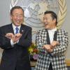 Le Sécrétaire général des Nations Unies Ban Ki-moon recontre PSY à New York, le 23 octobre 2012.
