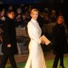 Cate Blanchett est divine pour l'avant-première royale du Hobbit : Un voyage inattendu à Leicester Square, Londres, le 12 décembre 2012.