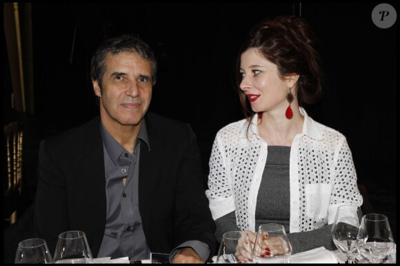 Julien Clerc et Hélène Grémillon à Paris, le 5 décembre 2011