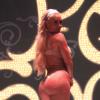 Coco Austin, voluptueuse et sexy pour sa première représentation de danseuse invitée dans la revue burlesque Peepshow, au Showroom du casino Planet Hollywood. Las Vegas, le 17 décembre 2012.