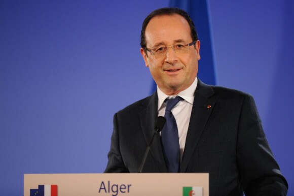 François Hollande fait allusion à Gérard Depardieu à Alger le 19 décembre 2012.