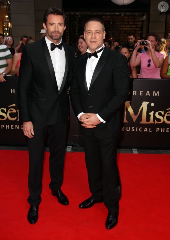 Hugh Jackman et Russell Crowe ensemble à la première australienne des Misérables à Sydney, le 21 décembre 2012.