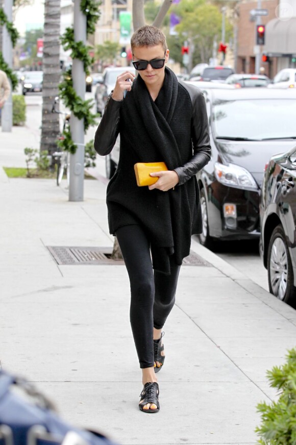 Charlize Theron à Beverly Hills, le 22 décembre 2012.