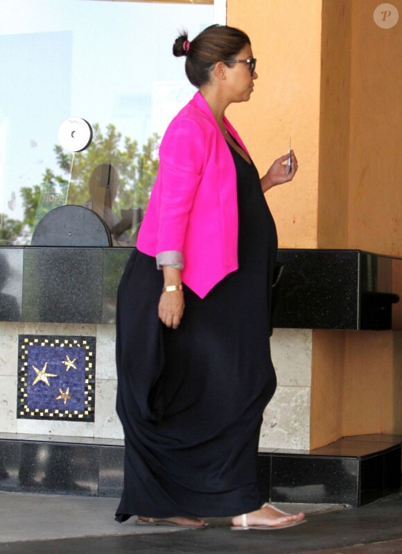 Kourtney Kardashian enceinte. Le 26 juin 2012 à Los Angeles.
