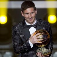 Ballon d'or-Lionel Messi : Un costume à petits pois qui n'est pas passé inaperçu
