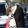 Gros bisou pour Ashley Tisdale et son petit ami Christopher French, avant d'aller déjeuner au restaurant à Hollywood, le 10 janvier 2012.