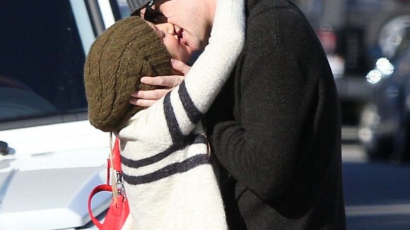 Ashley Tisdale et son boyfriend : Longs et langoureux baisers