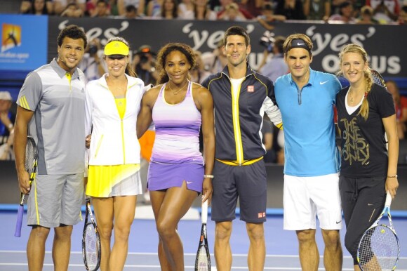 Jo-Wilfried Tsonga, Ana Ivanovic, Serena Williams, Novak Djokovic, Roger Federer et Victoria Azarenka durant le "Kids Day" de Melbourne, le 12 janvier 2013.