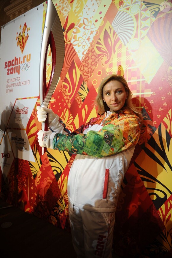 Tatiana Navka, ambassadrice des Jeux olympiques d'hiver de Sotchi en 2014, lors de la présentation de la torche olympique le 14 janvier 2013 à Moscou