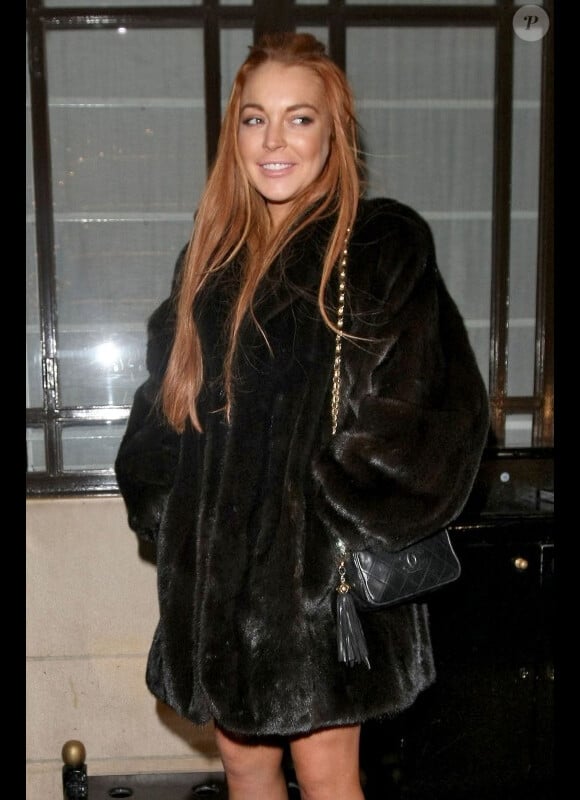 Lindsay Lohan quitte le restaurant Cipriani à Londres le 30 décembre 2012.