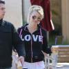 Britney Spears, qui est de nouveau célibataire, se promène dans les rues de Los Angeles avec un café à la main le 14 janvier 2013.