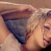 Shakira dans le clip de Addicted to you, sorti en 2012.