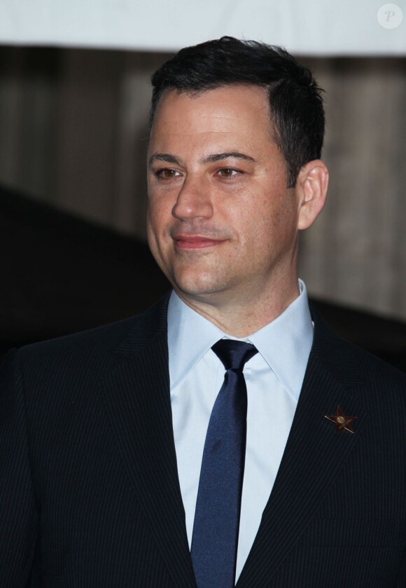Le truculent présentateur Jimmy Kimmel recevant son étoile sur le Walk of Fame à Hollywood, le 25 janvier 2013.