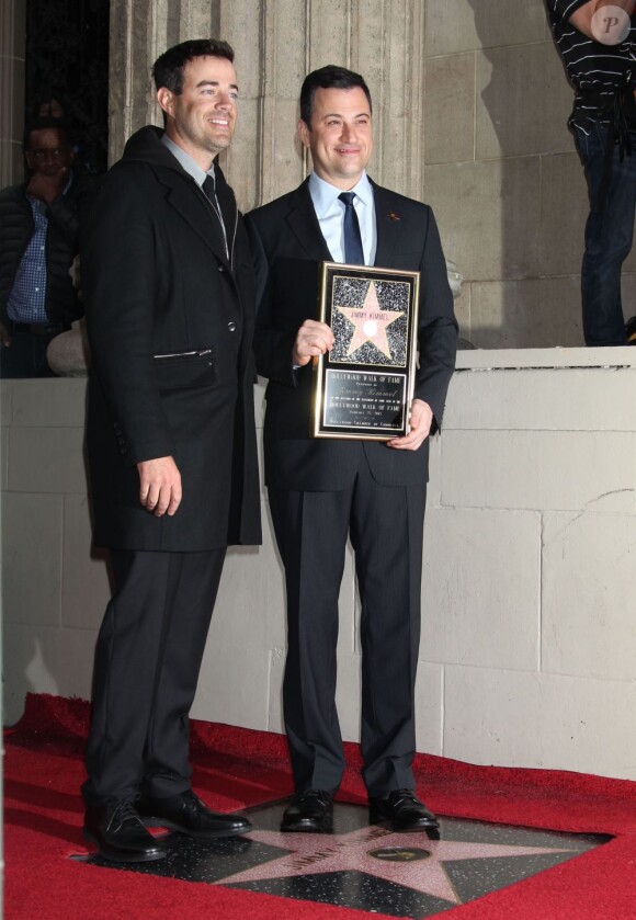 Le présentateur Jimmy Kimmel recevant son étoile sur le Walk of Fame à Hollywood, le 25 janvier 2013.